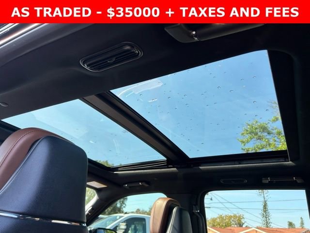 Used 2023 Lincoln Navigator Reserve w/ Monochromatic Package image 18