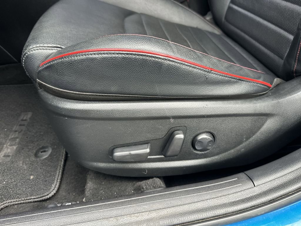 Used 2022 Kia Forte GT w/ GT2 Package FWD image 12