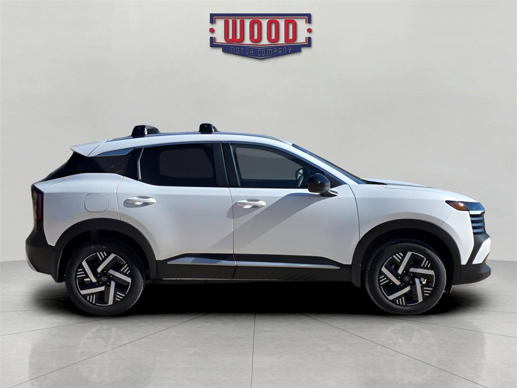 New 2026 Nissan Kicks SV image 2