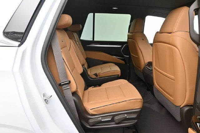 New 2026 Cadillac Escalade Luxury w/ Touring Package AWD/4WD image 13