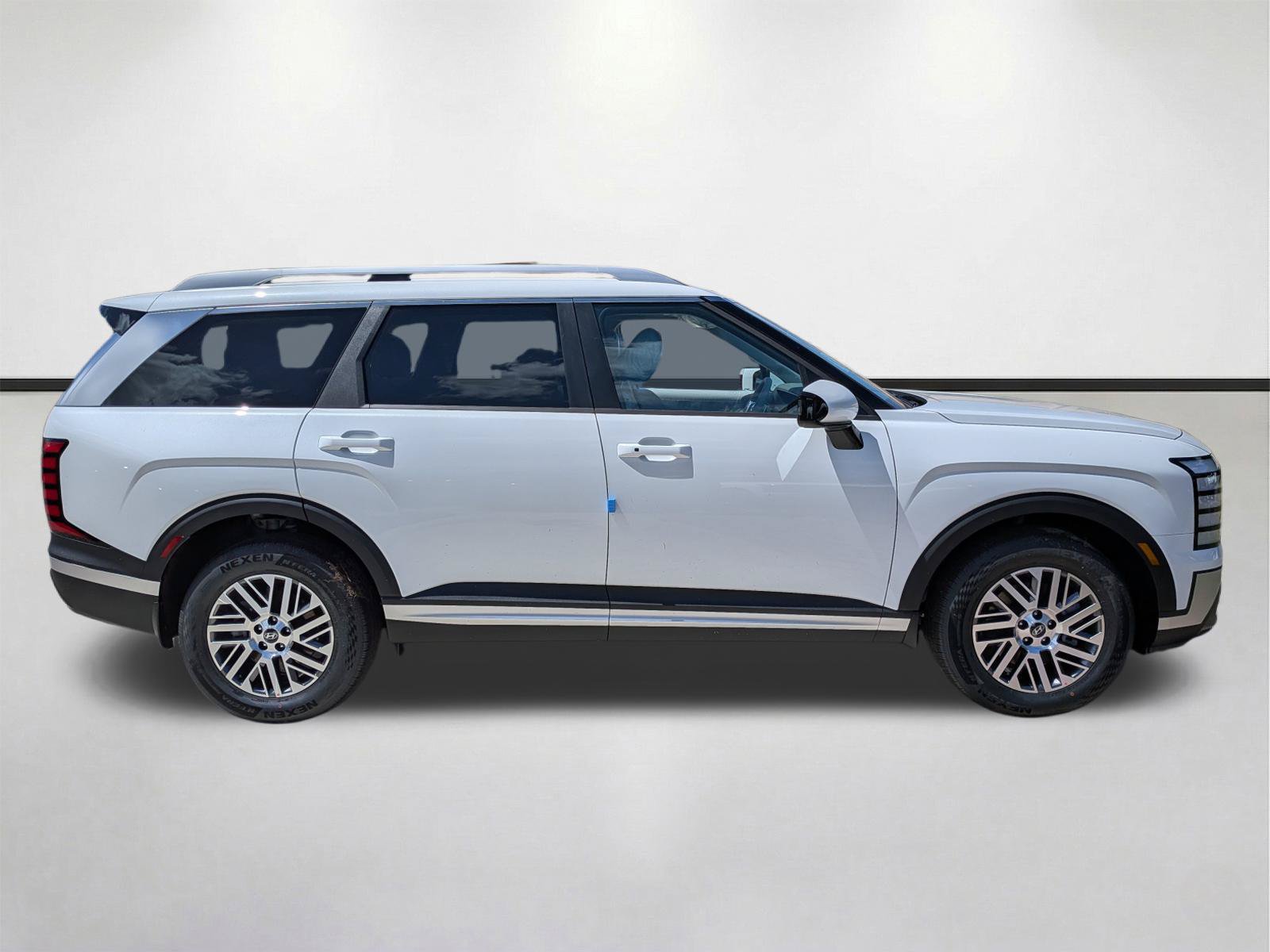 New 2026 Hyundai Palisade SEL Premium w/ Tow & Go Package FWD image 3