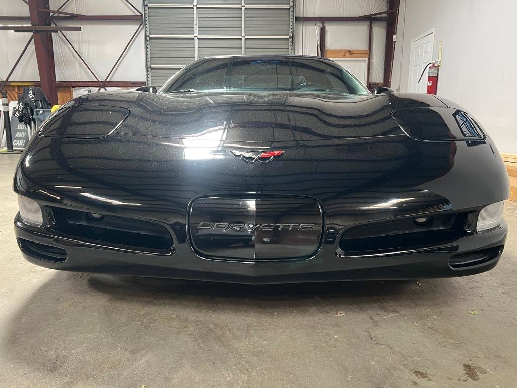 Used 2001 Chevrolet Corvette Convertible w/ Preferred Equipment Group2 RWD image 10