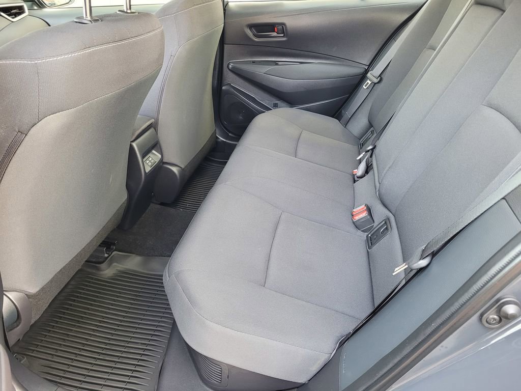 Used 2025 Toyota Corolla LE w/ Convenience Package image 8