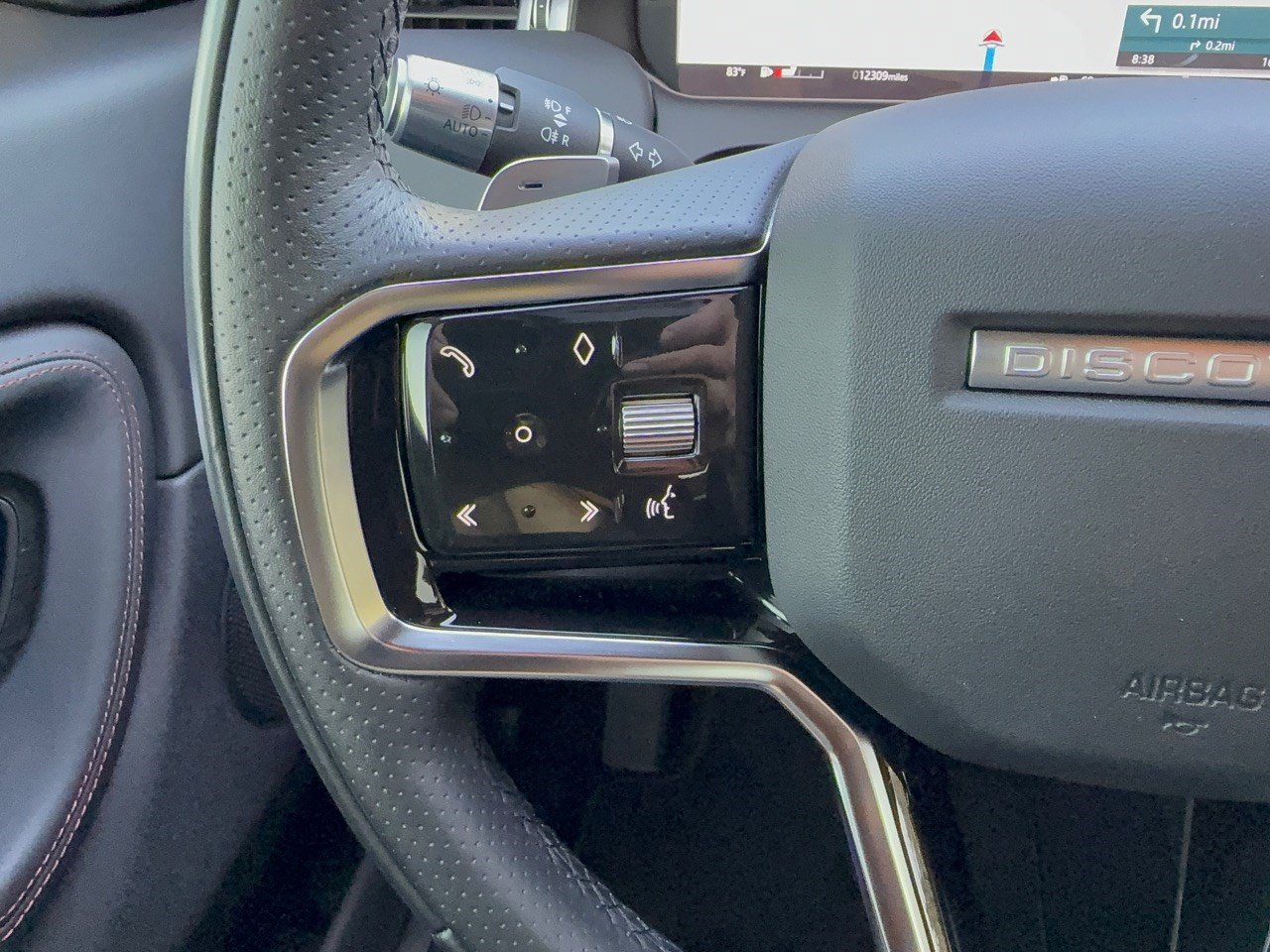 Used 2021 Land Rover Discovery Sport SE R-Dynamic AWD/4WD image 18