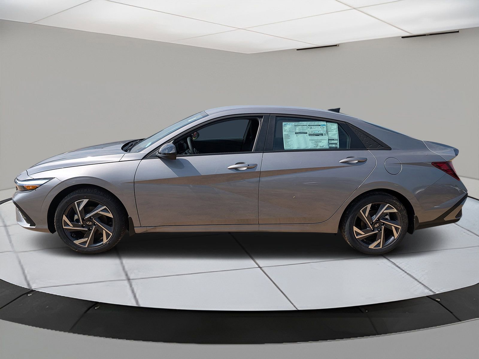New 2025 Hyundai Elantra Sport image 2