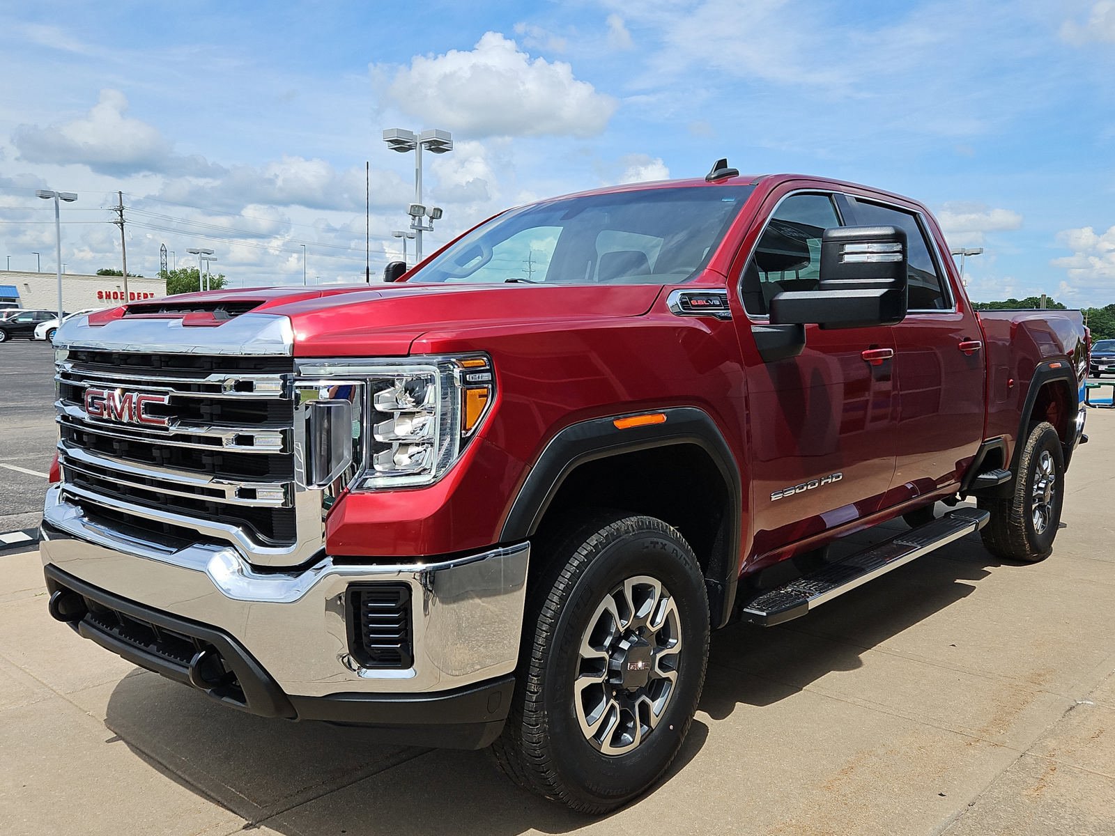 Used 2022 GMC Sierra 2500 SLE w/ Remote Start Package RWD image 2