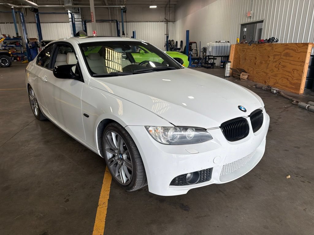Used 2010 BMW 335i Coupe RWD image 2