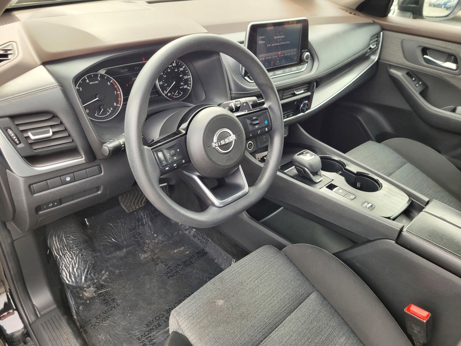 Used 2023 Nissan Rogue SV image 14