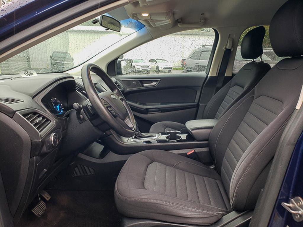 Used 2016 Ford Edge SE image 11