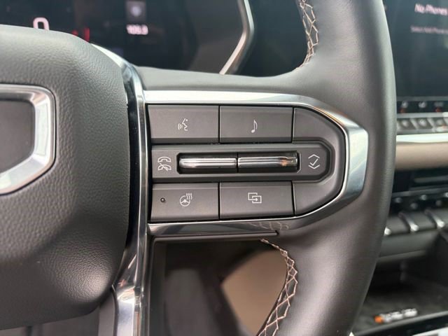 Certified 2025 GMC Canyon Denali AWD/4WD image 7