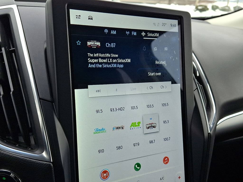 Used 2024 Ford Edge Titanium image 19