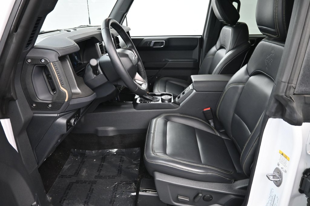 Used 2025 Ford Bronco Badlands AWD/4WD image 10