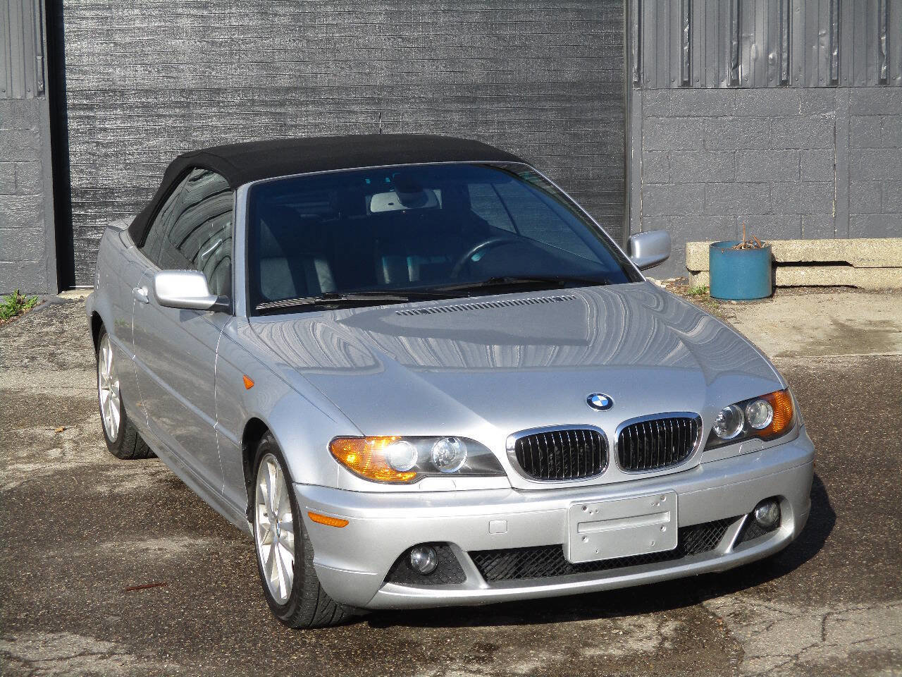 Used 2004 BMW 330Ci Convertible image 10