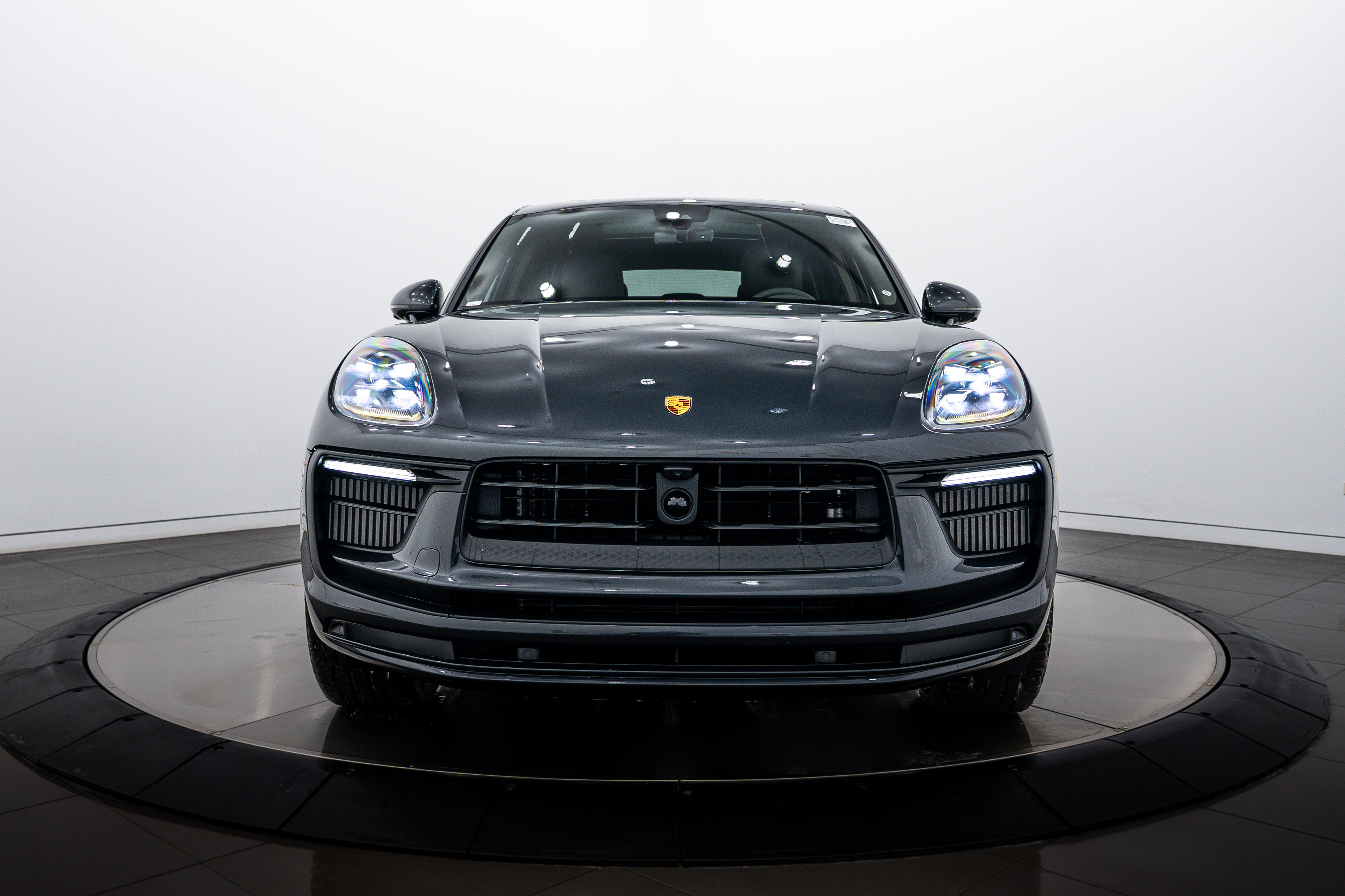 New 2026 Porsche Macan S AWD/4WD image 10