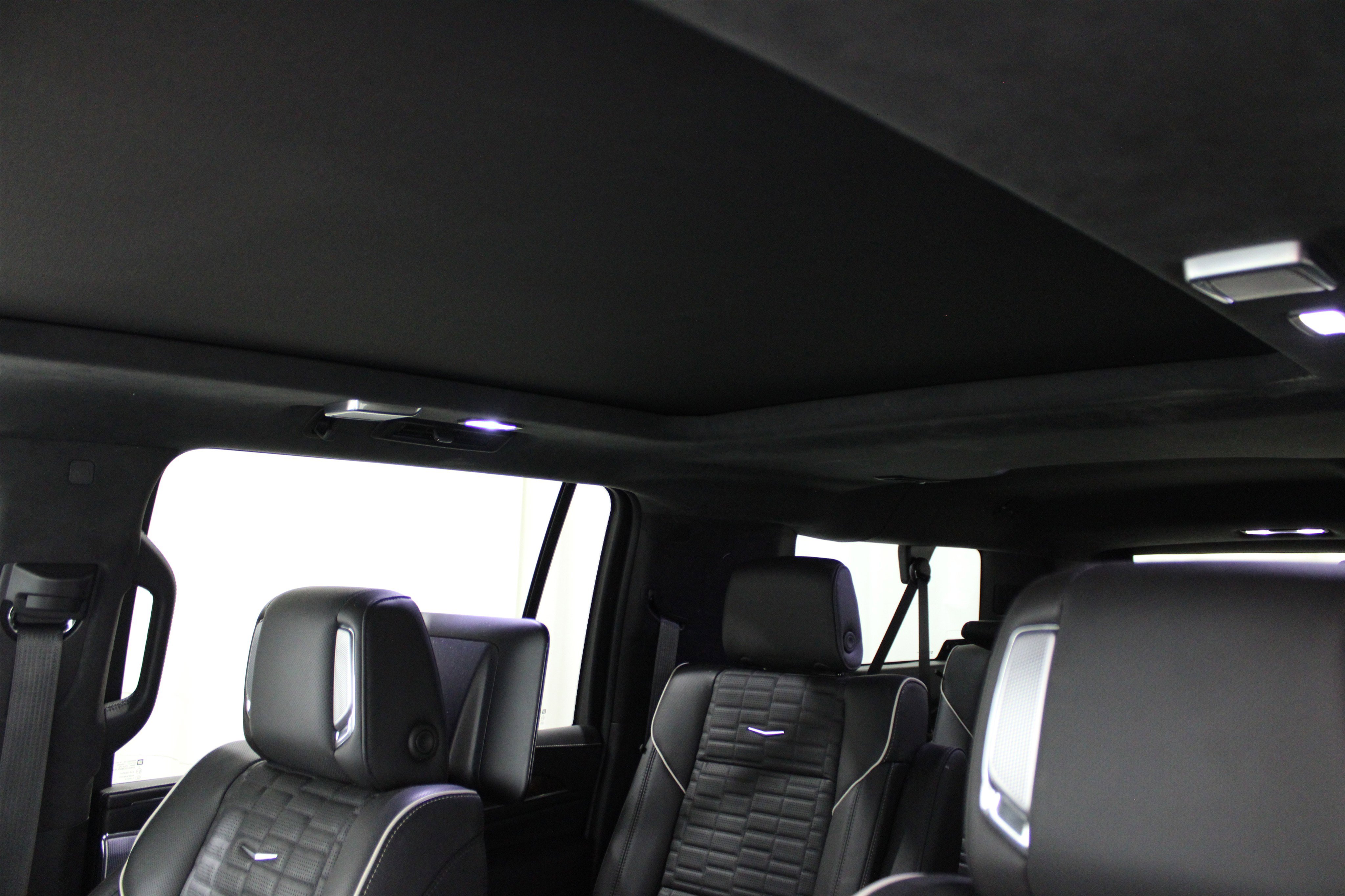 Certified 2024 Cadillac Escalade ESV Sport Platinum image 32