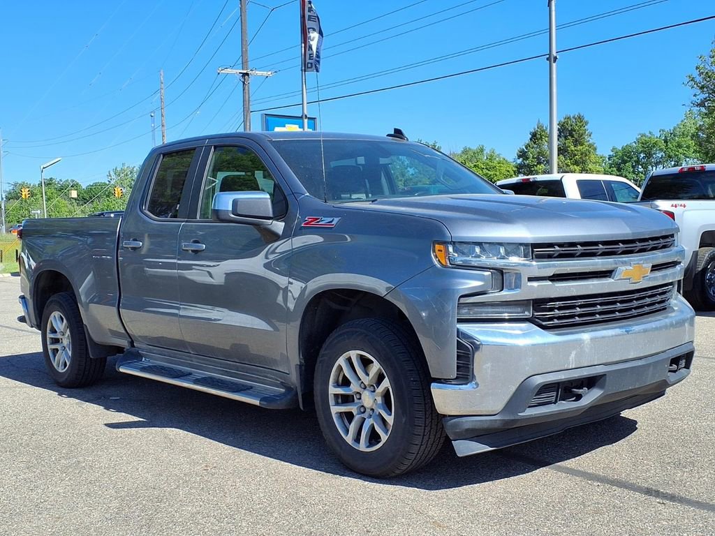 Used 2019 Chevrolet Silverado 1500 LT w/ All-Star Edition AWD/4WD image 3