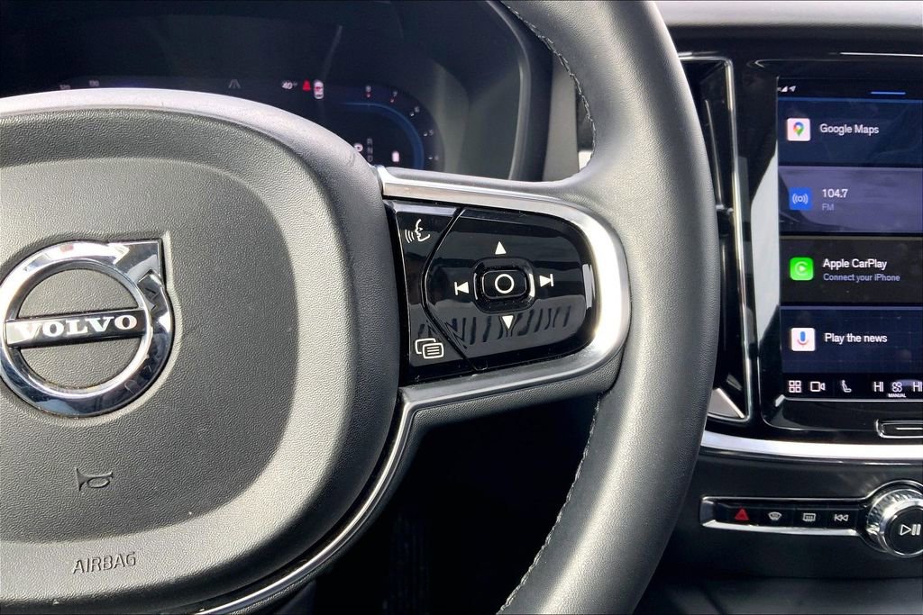 Used 2024 Volvo S60 B5 Plus image 13