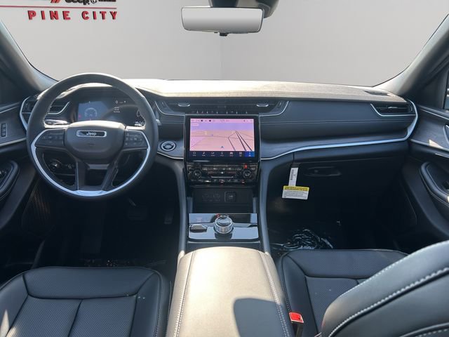 New 2025 Jeep Grand Cherokee Limited image 14