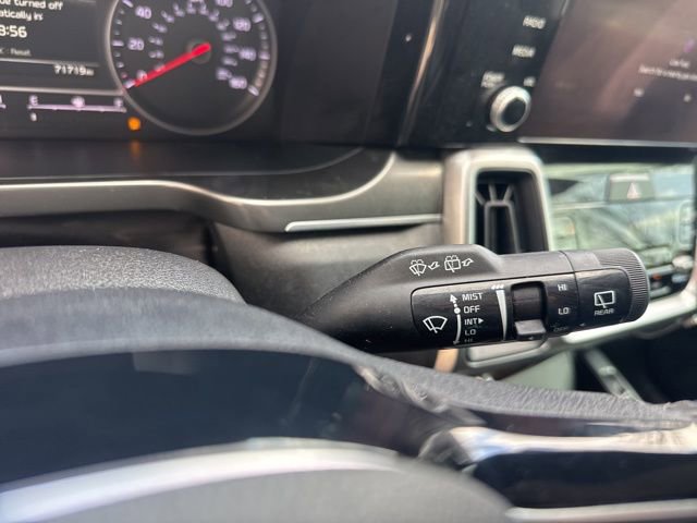 Used 2022 Kia Sorento S w/ Panoramic Sunroof Package image 19
