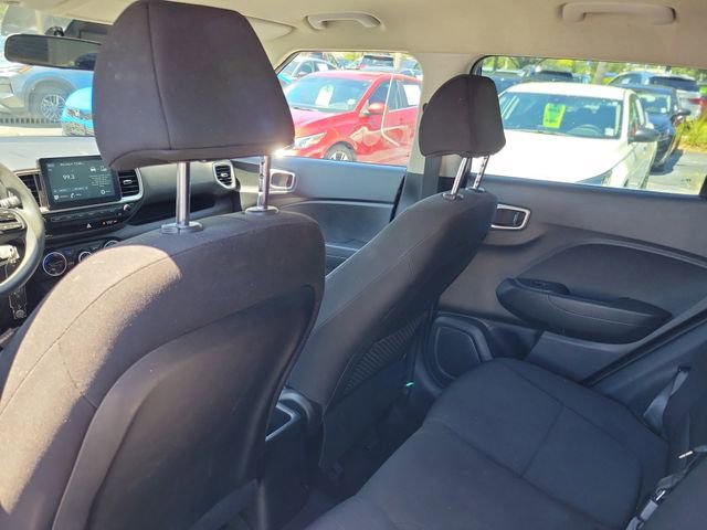 Used 2020 Hyundai Venue SE FWD image 24