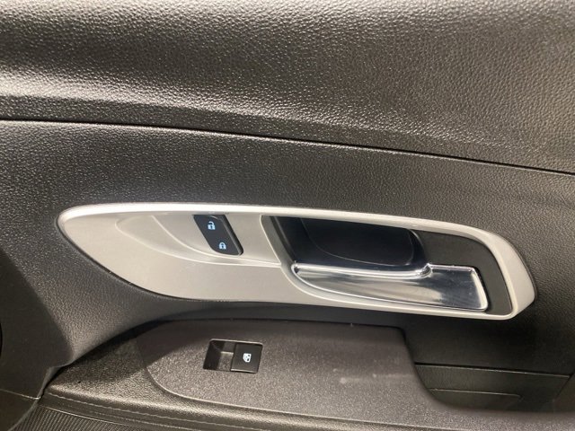 Used 2017 Chevrolet Equinox LS image 31