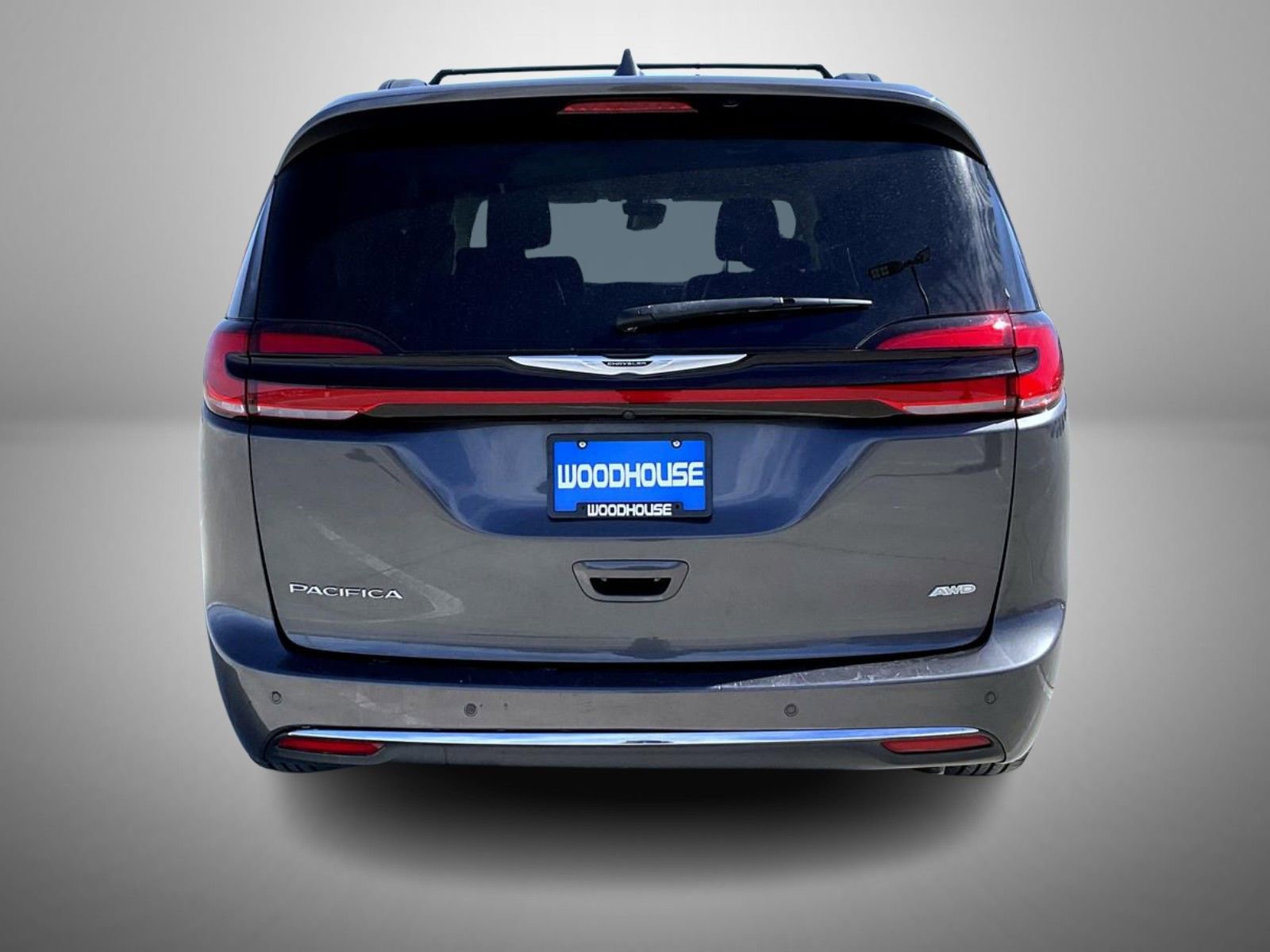 Used 2022 Chrysler Pacifica Touring-L image 6