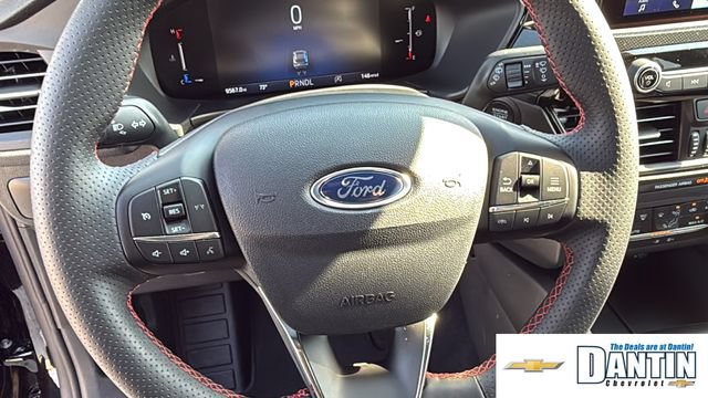 Used 2025 Ford Escape ST-Line FWD image 18