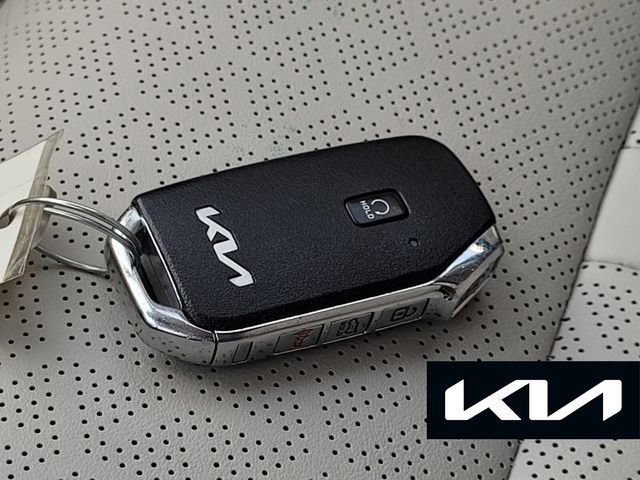 Used 2023 Kia Sorento SX AWD/4WD image 34