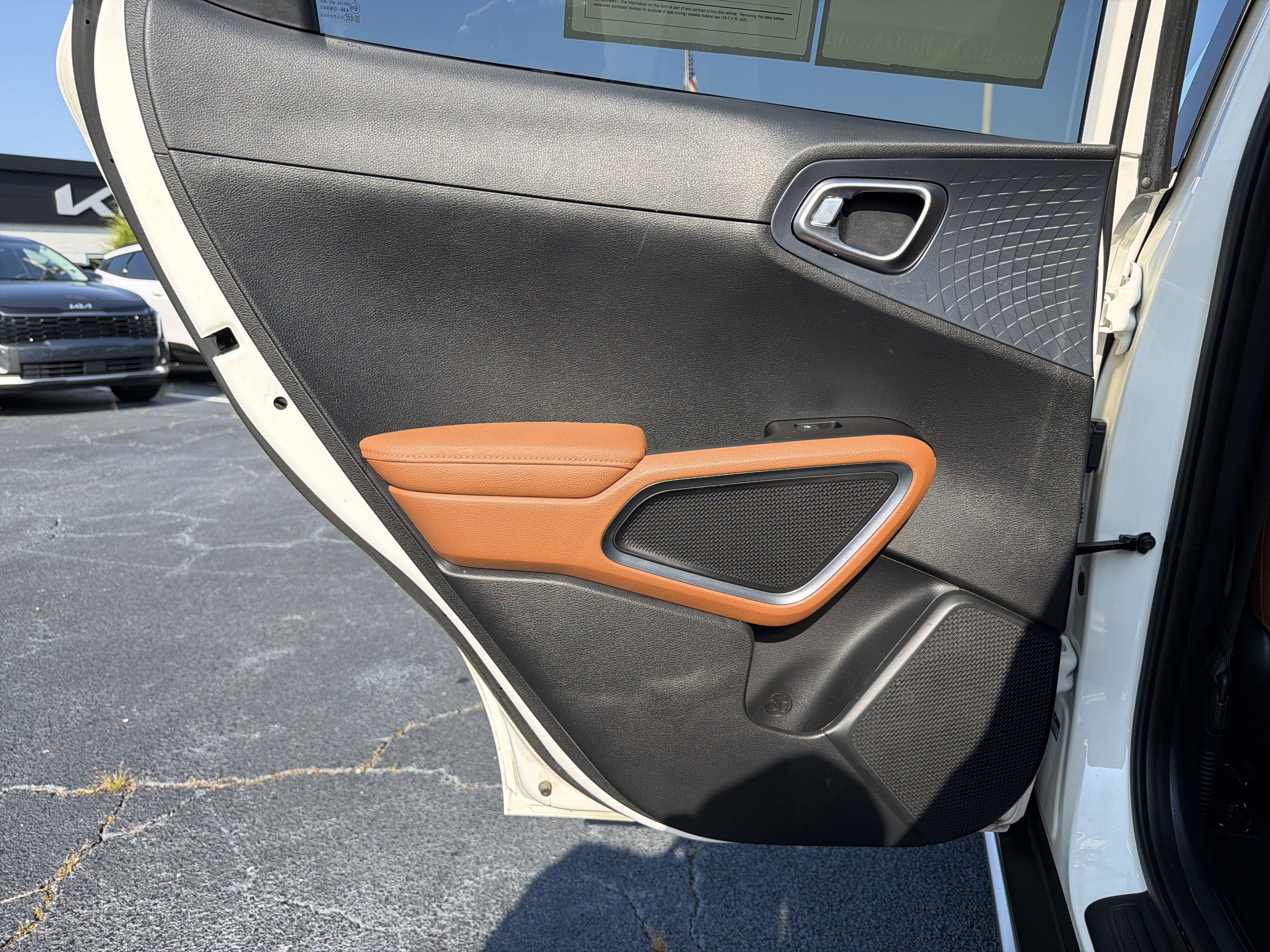 Used 2025 Kia Soul EX FWD image 19