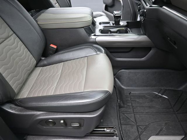 Used 2024 Chevrolet Silverado 1500 ZR2 w/ Technology Package image 26