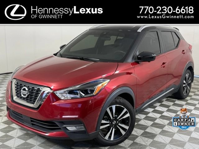 Used 2020 Nissan Kicks SR w/ SR Premium Package FWD image 1