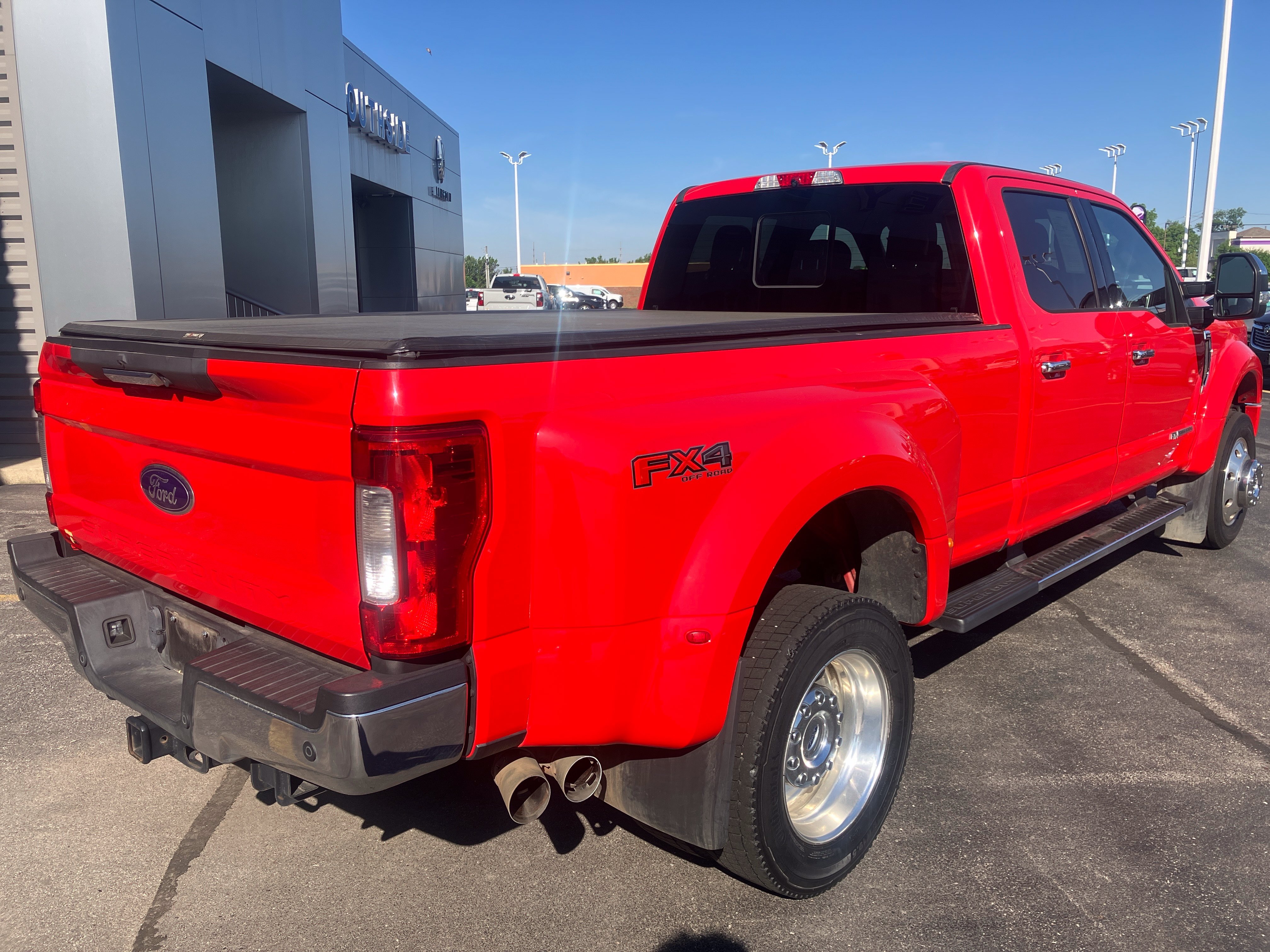 Used 2019 Ford F450 Lariat w/ Tow Technology Bundle AWD/4WD image 12