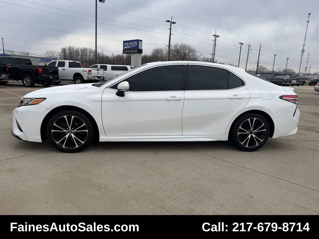 Used 2019 Toyota Camry SE image 7