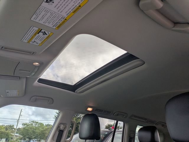 Used 2020 Nissan Armada SL w/ Premium Package RWD image 17
