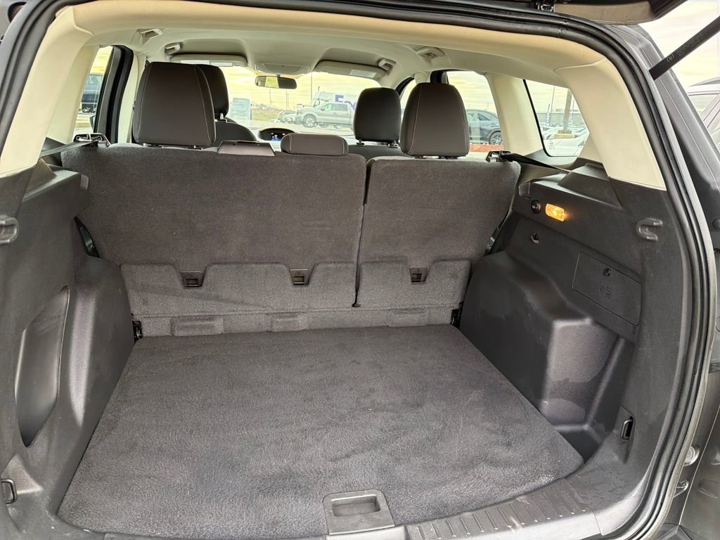 Used 2019 Ford Escape S image 19