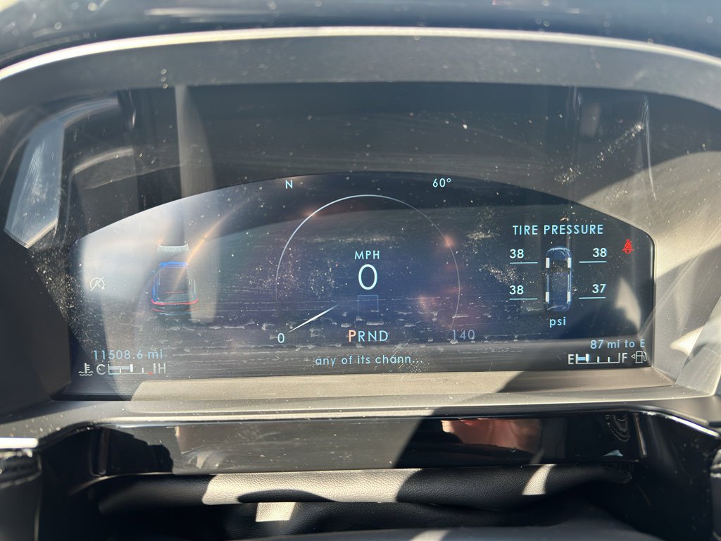 Used 2025 Lincoln Corsair Premiere image 13