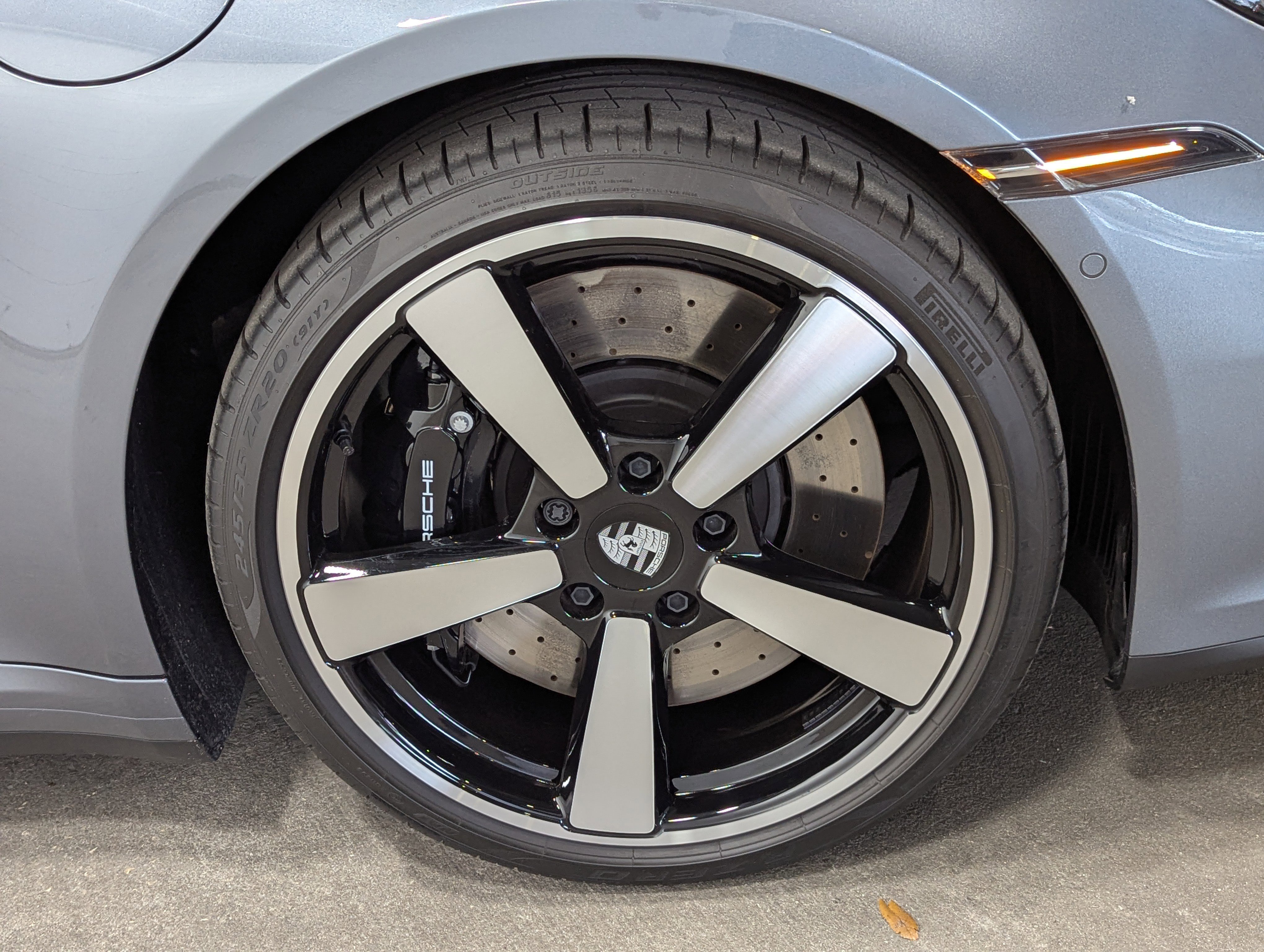 Certified 2025 Porsche 911 Carrera S image 11