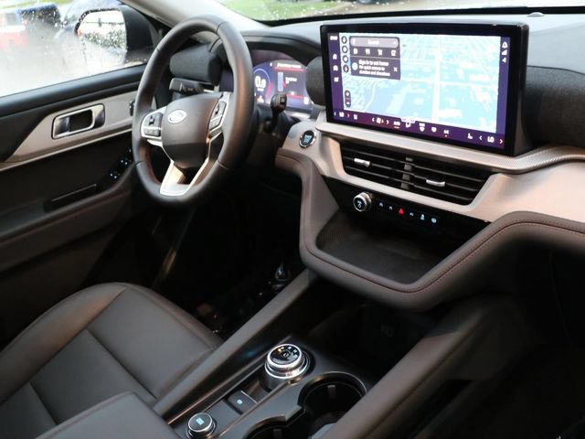 New 2026 Ford Explorer Active w/ Active Comfort Package AWD/4WD image 13