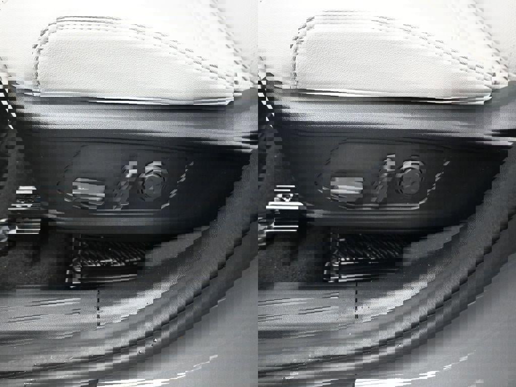 New 2026 Hyundai Tucson Limited image 30