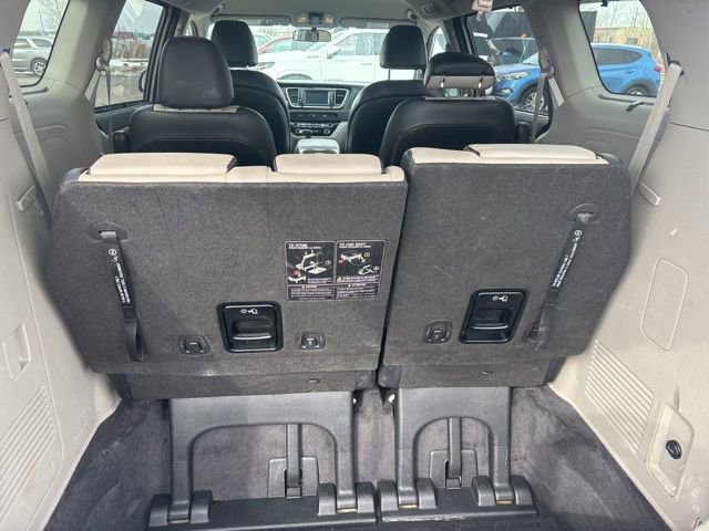 Used 2019 Kia Sedona EX image 33