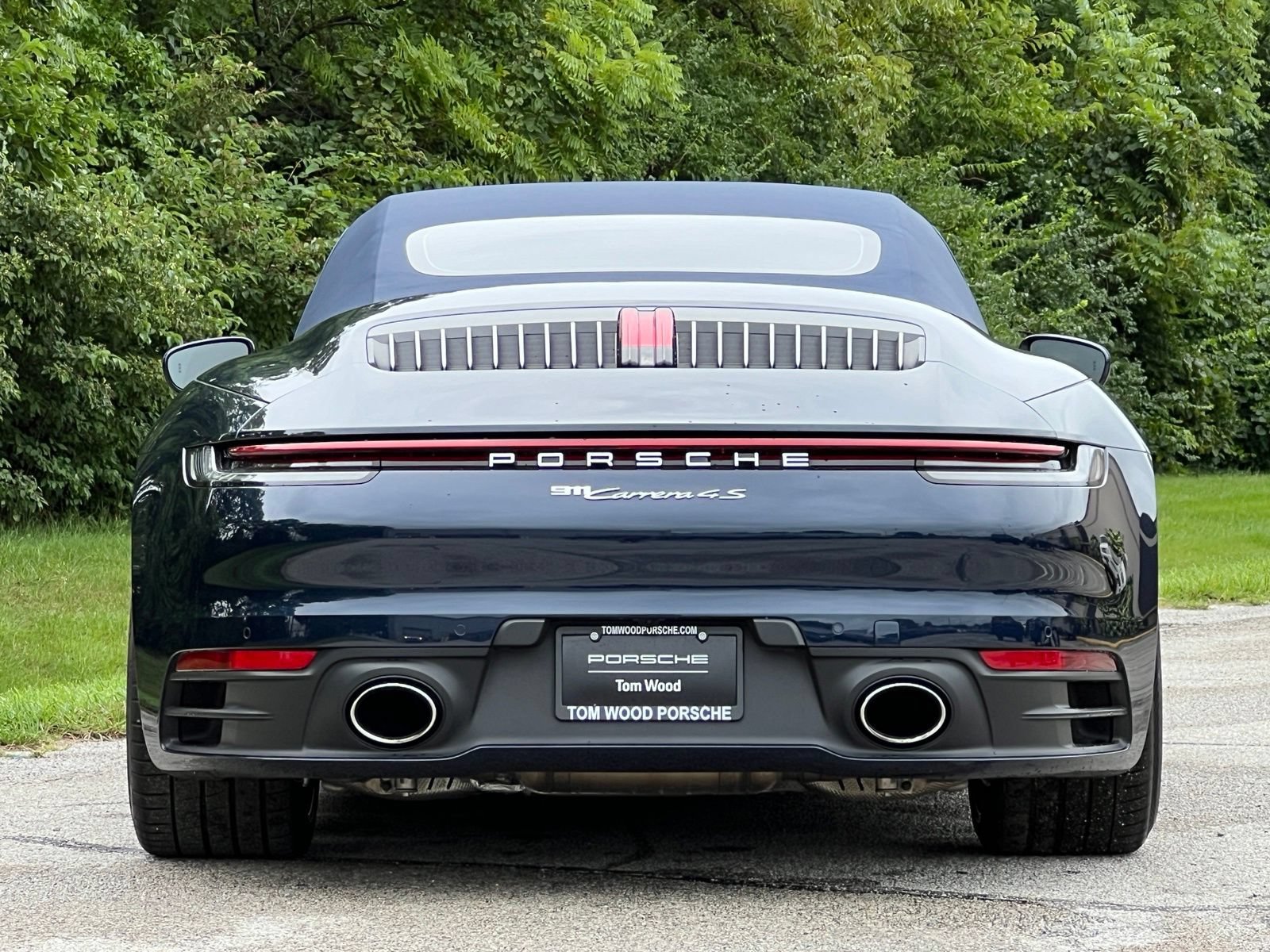 Certified 2020 Porsche 911 Carrera 4S AWD/4WD image 8