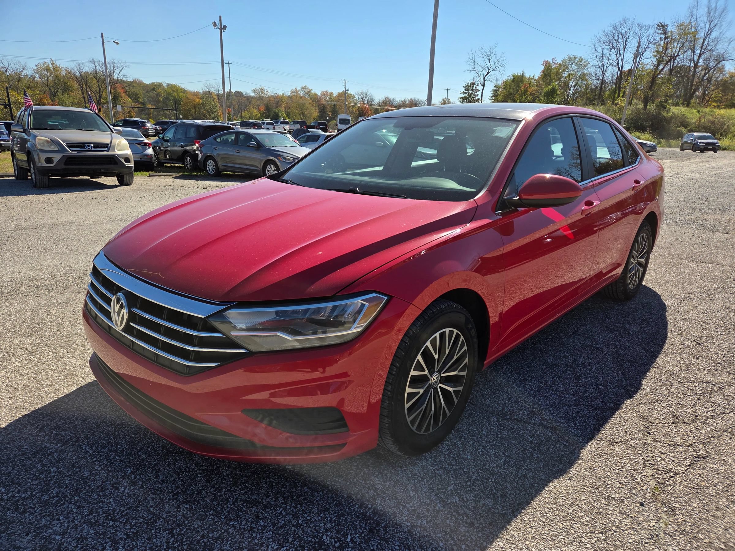 Used 2019 Volkswagen Jetta SE FWD image 2