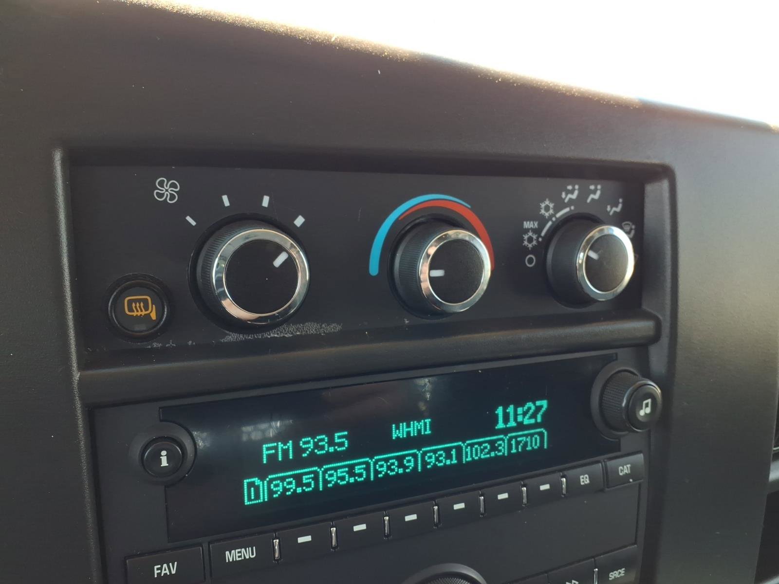 Used 2024 Chevrolet Express 2500 w/ Driver Convenience Package RWD image 15