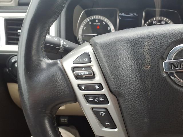 Used 2018 Nissan Titan SV w/ SV Convenience Package image 15