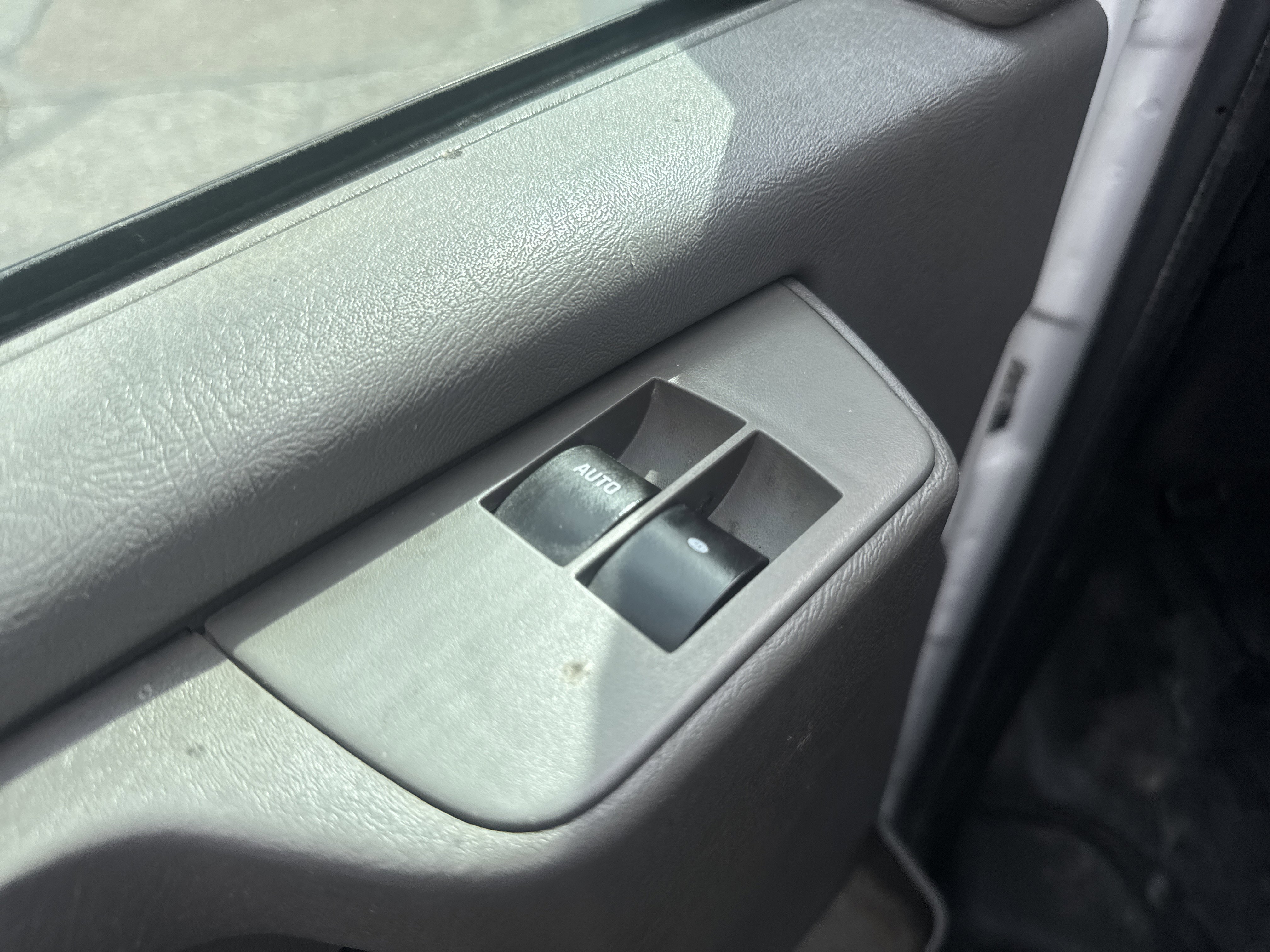 Used 2013 GMC Savana 3500 image 14