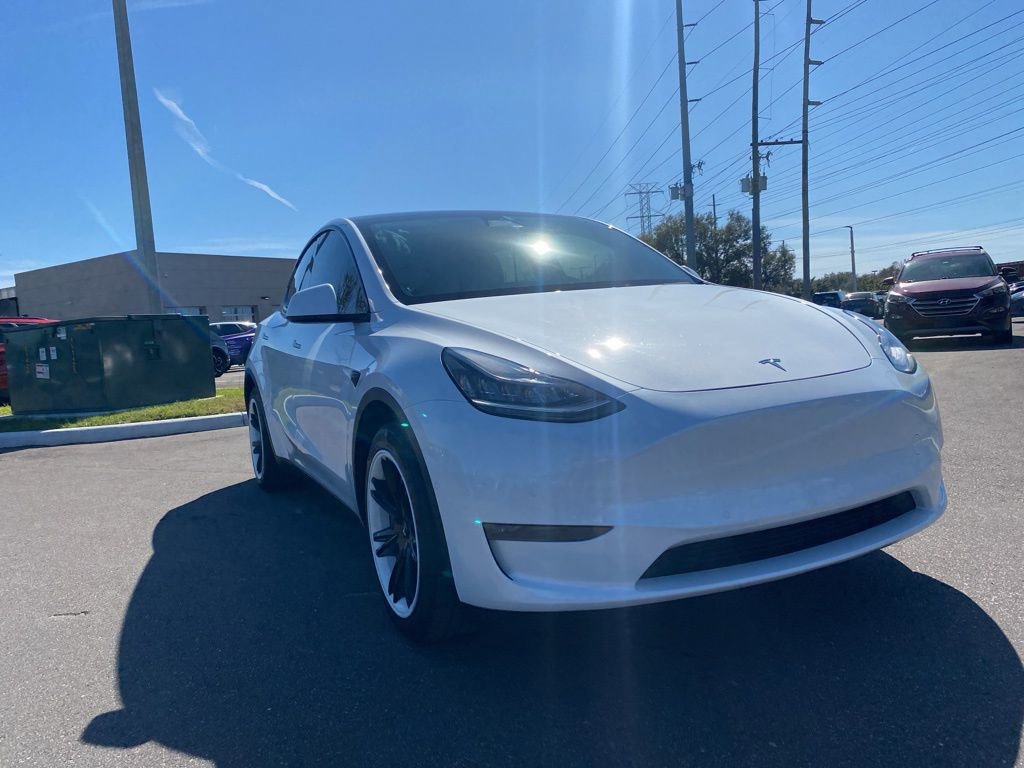 Used 2021 Tesla Model Y Long Range image 1