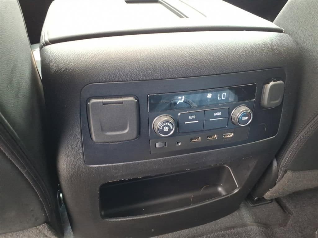 Used 2019 Chevrolet Tahoe LT RWD image 23