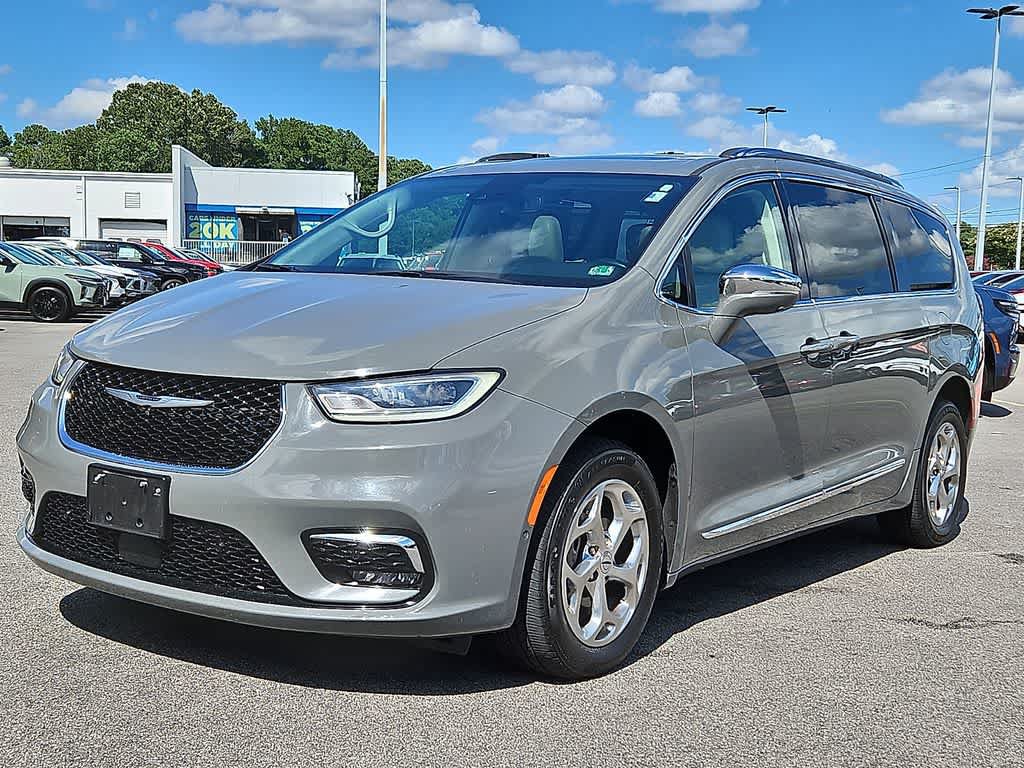 Used 2021 Chrysler Pacifica Limited w/ Premium & Safety Sphere Group