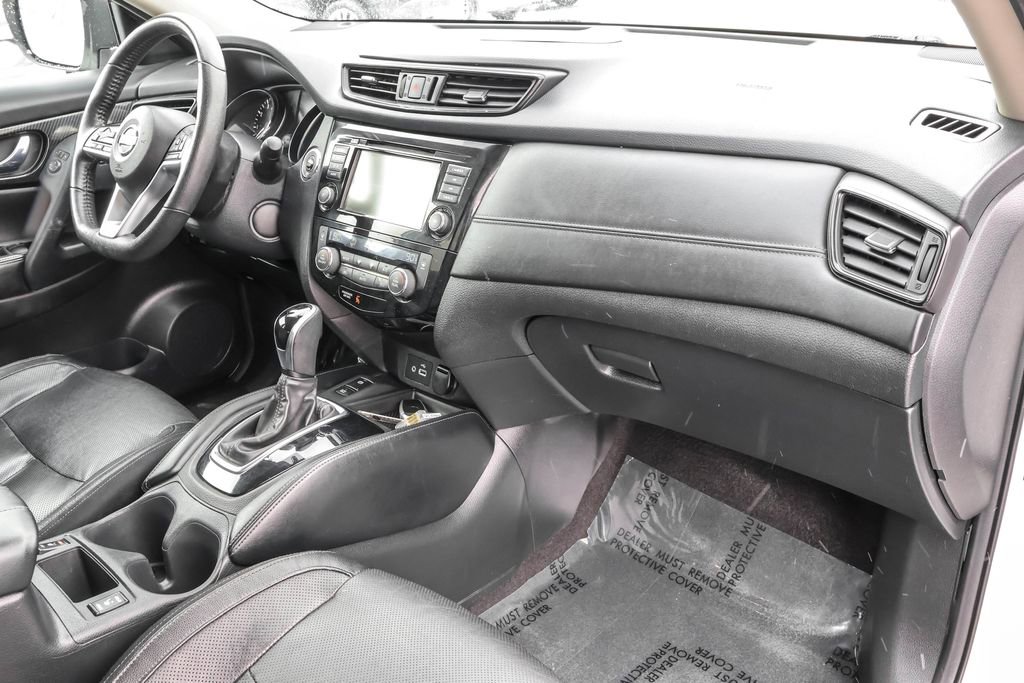 Used 2020 Nissan Rogue SL w/ Premium Package image 38