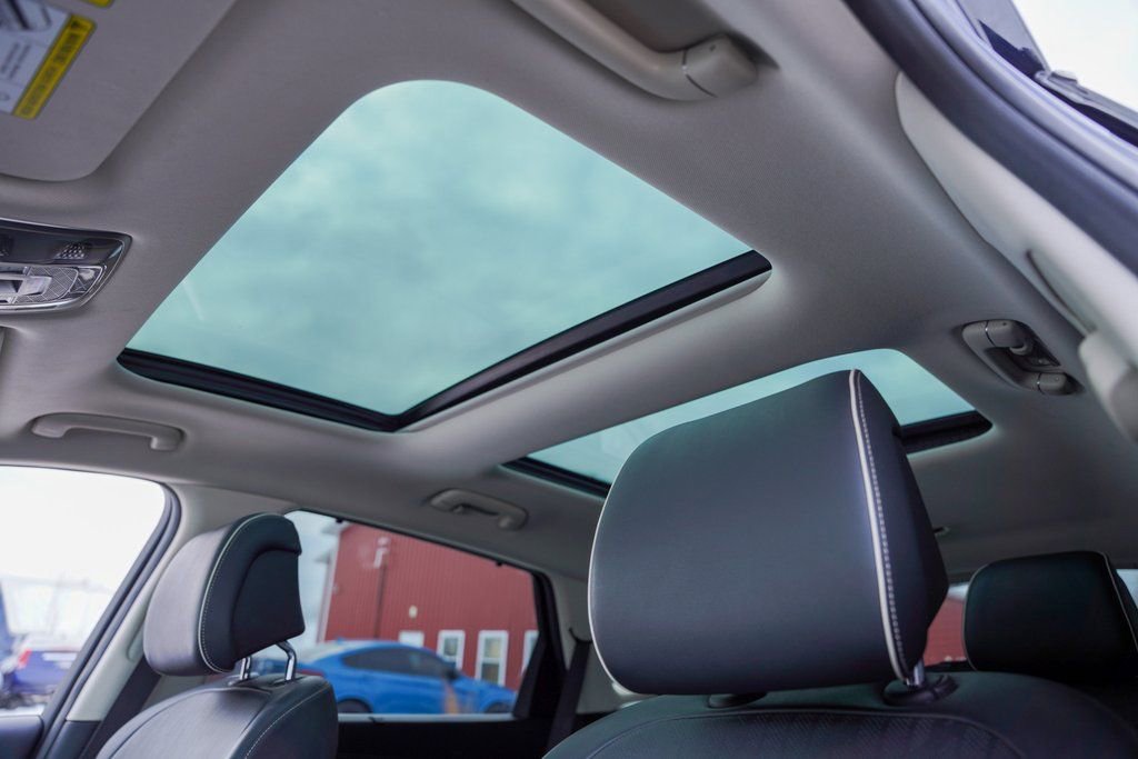 Used 2022 Genesis GV80 3.5T Advanced + w/ Cargo Package image 18